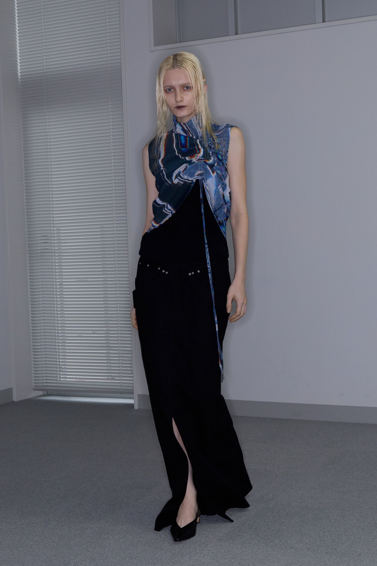 Phenomenal Sheer Blouse [oil-black]