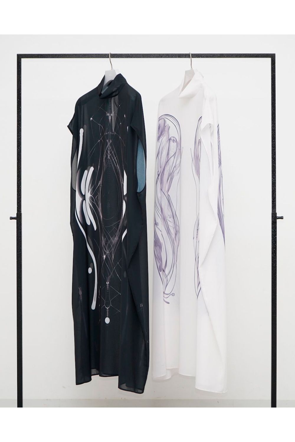 HATRA - 【23AW】Envelope Sheer Robe [white-pray