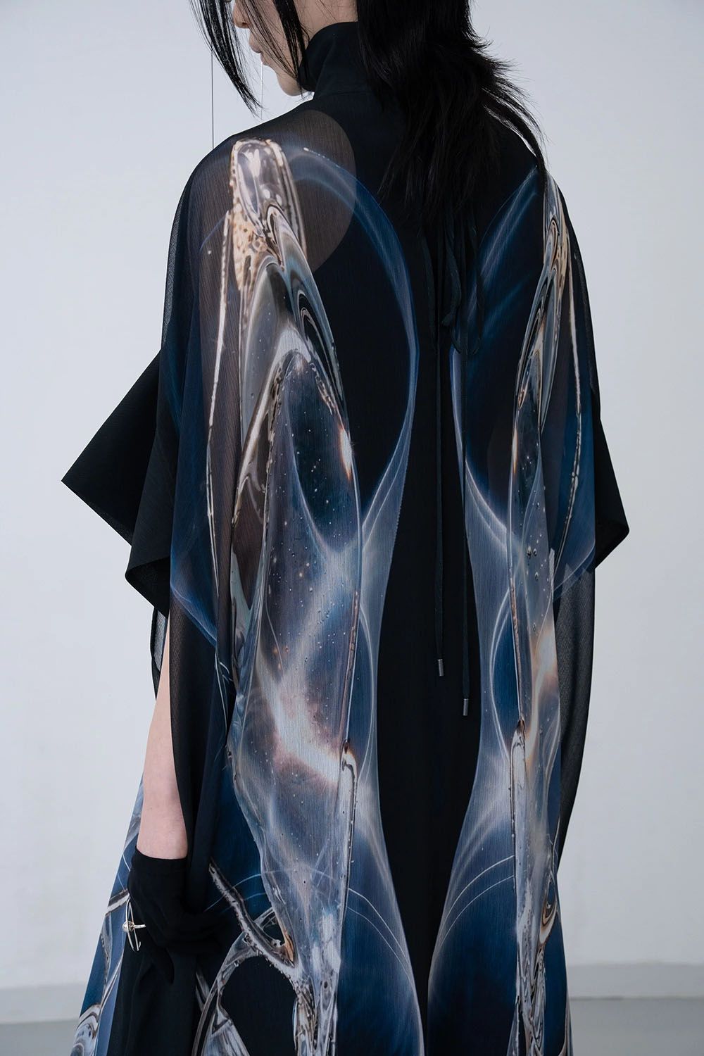 【26AW / 予約受付中】Sphere Sheer Robe [black] - スフィアシアーローブ [ブラック] / FW26RO01