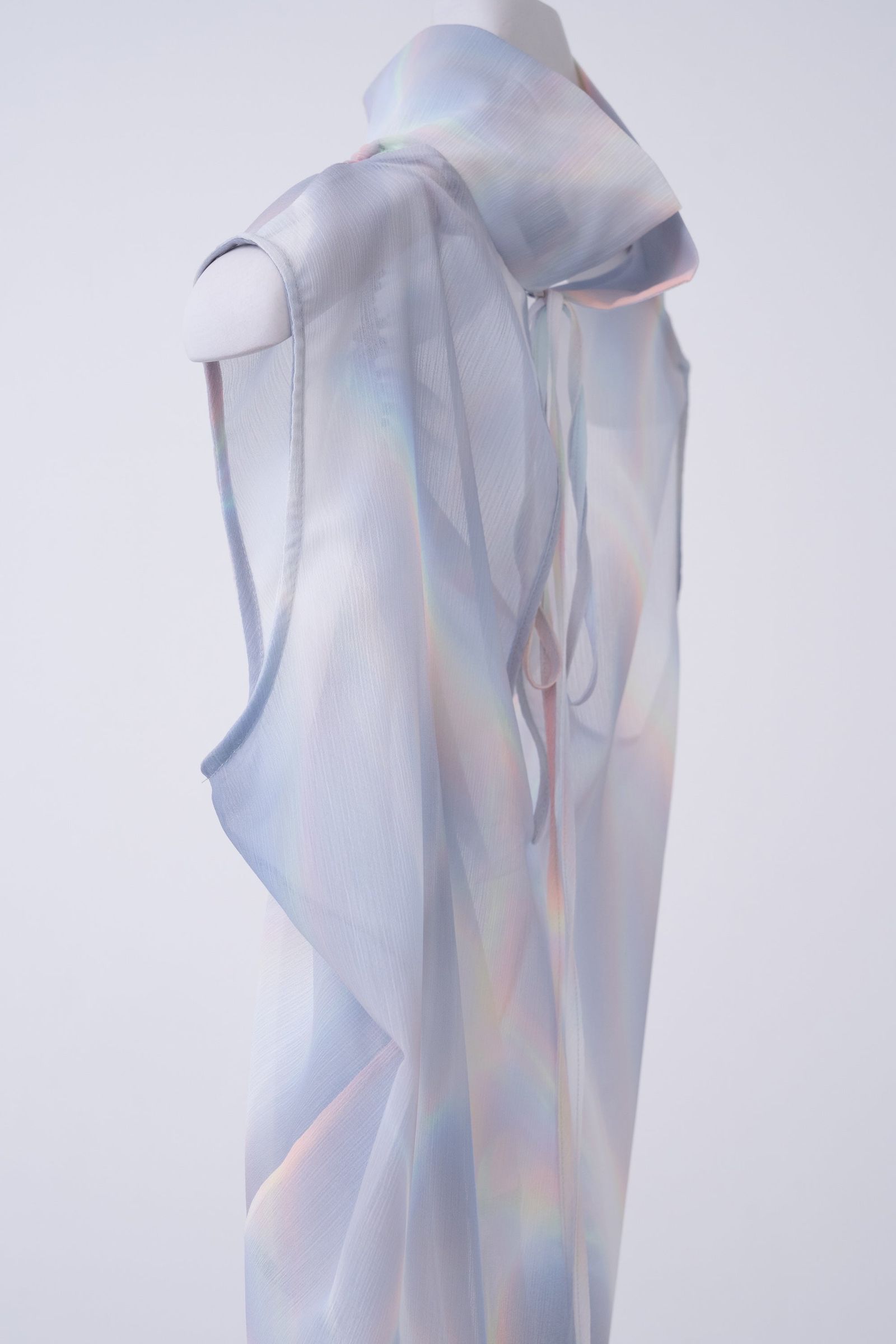 Phenomenal Sheer Blouse [lay-white]