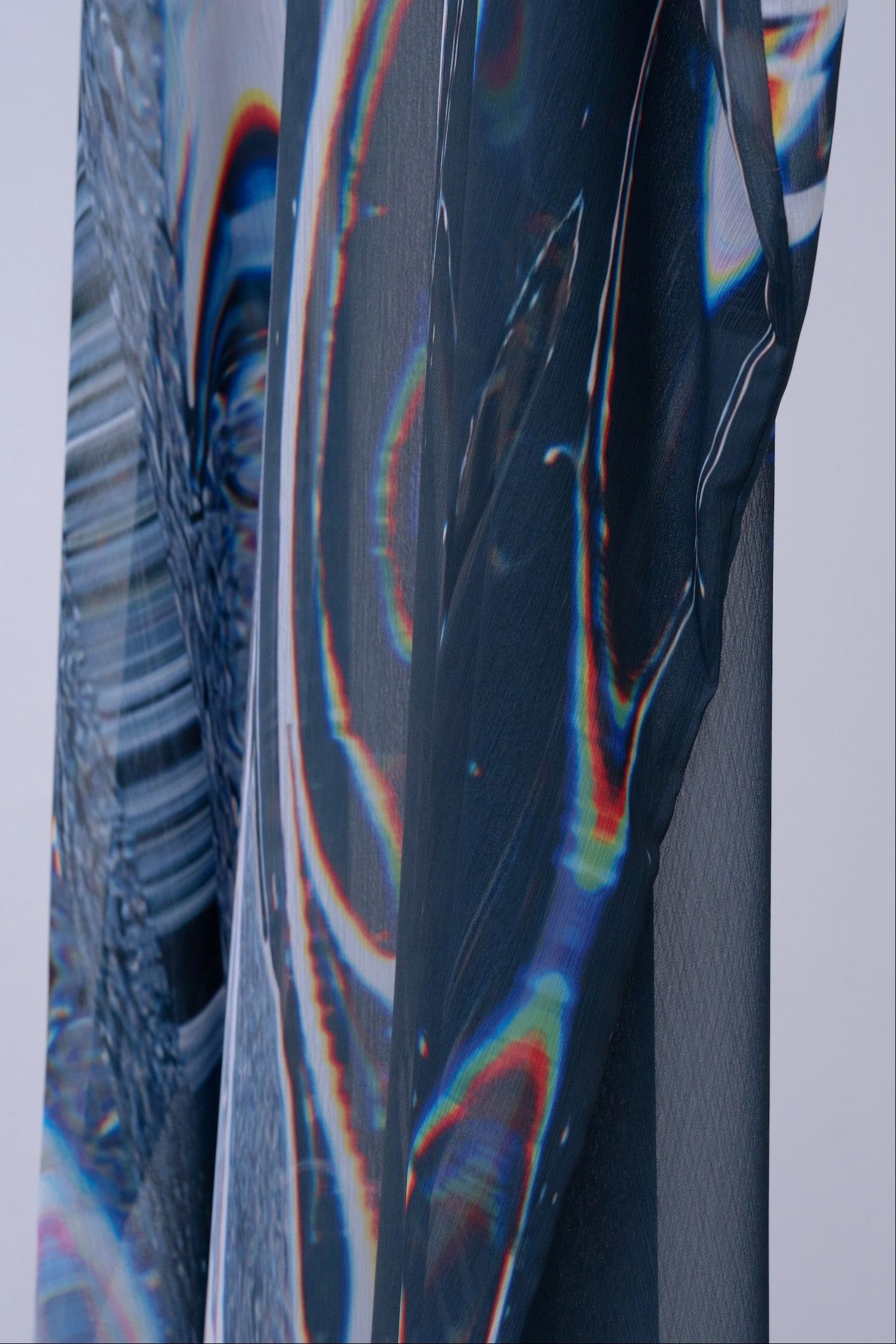 Phenomenal Sheer Robe [oil-black]