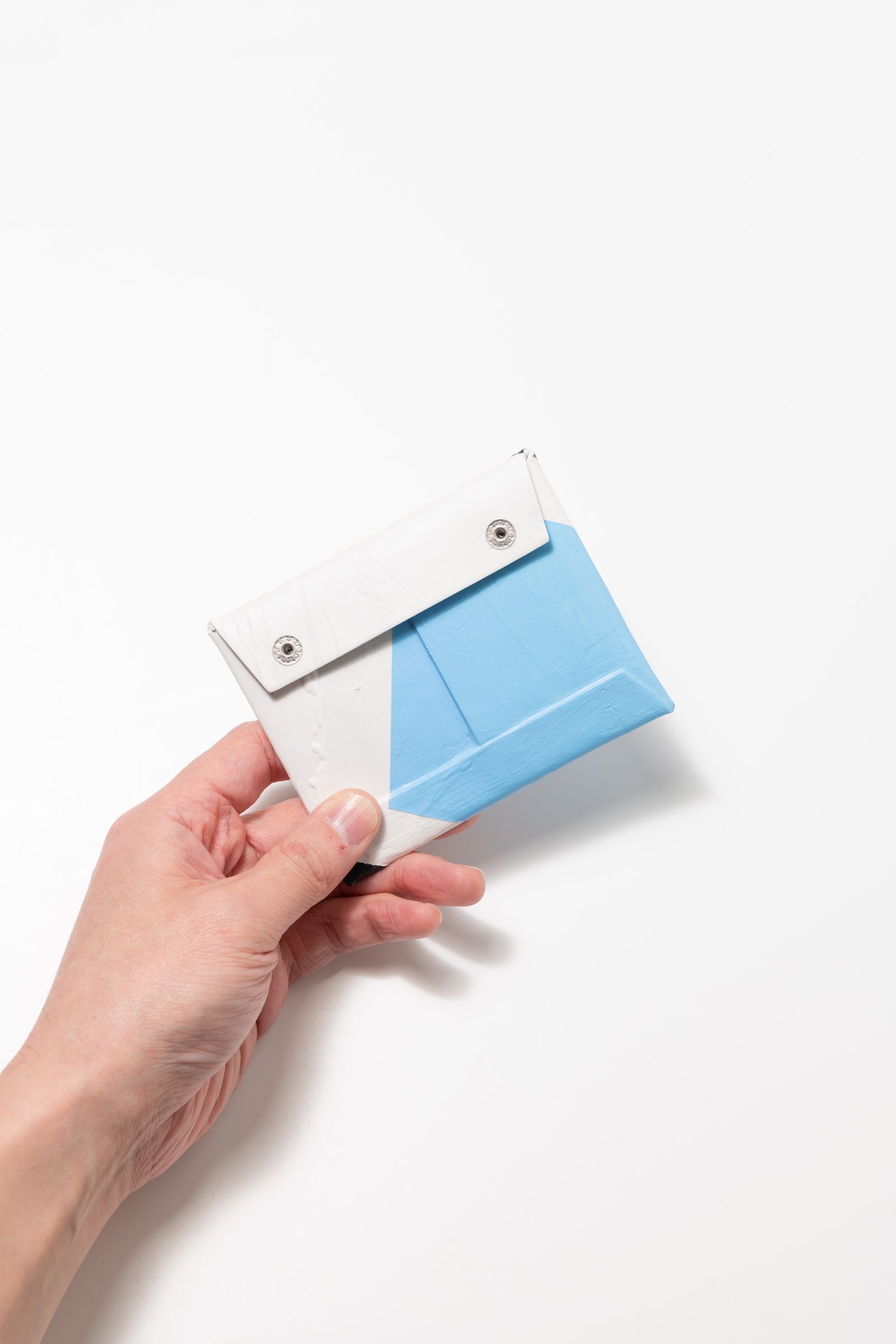 KAGARI YUSUKE - 封筒型コインケース [ホワイト] / mw01-wh | BONITA
