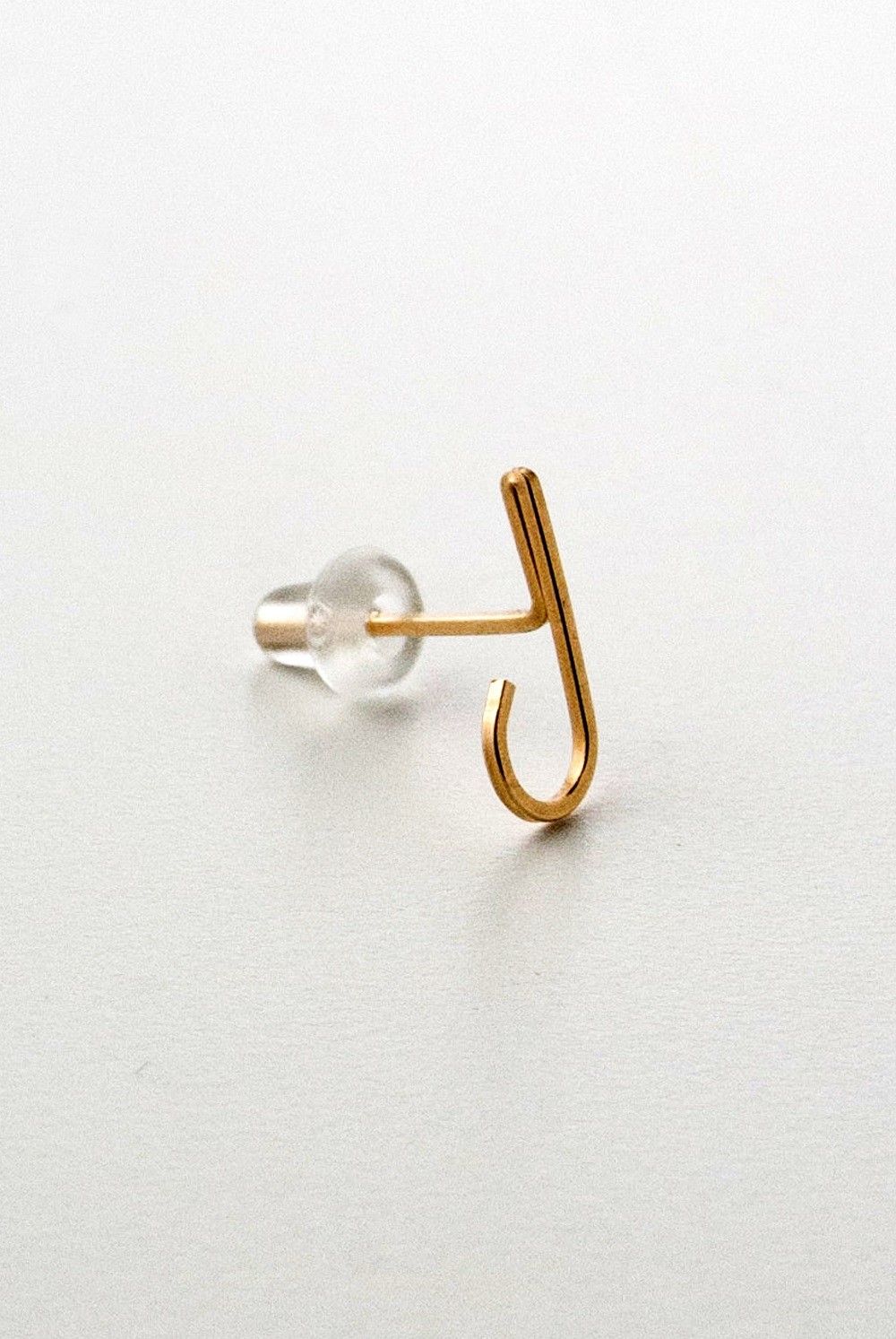 【ラスト1点】アルファベットスタッズピアス / Alphabet Studs【J】
