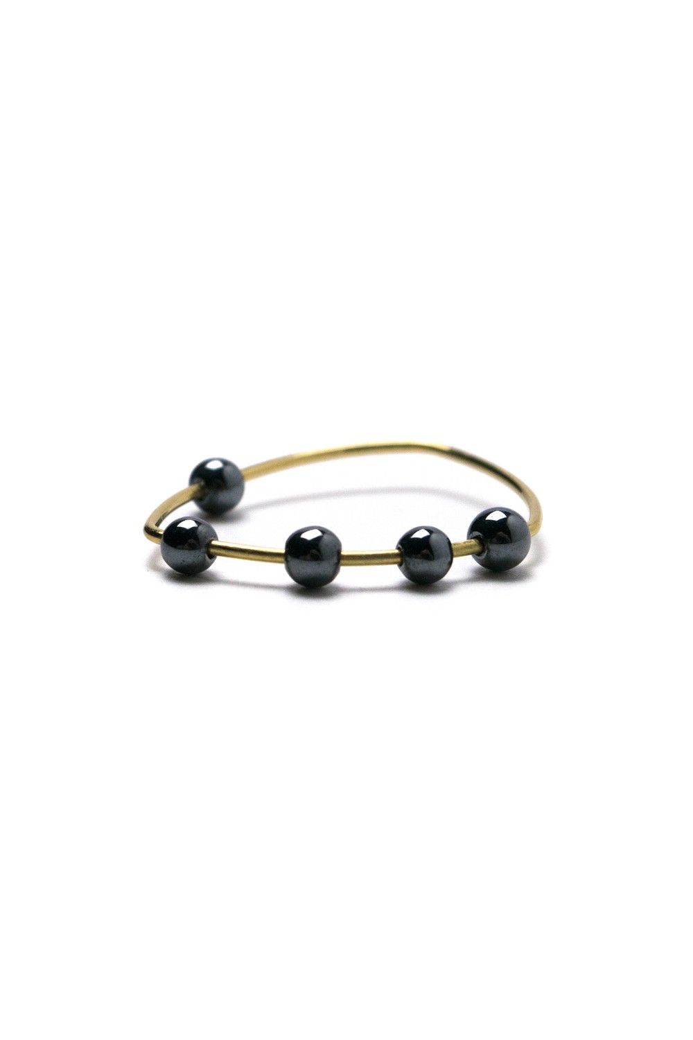 トライアングルリング / Triangle Ring with Hematite