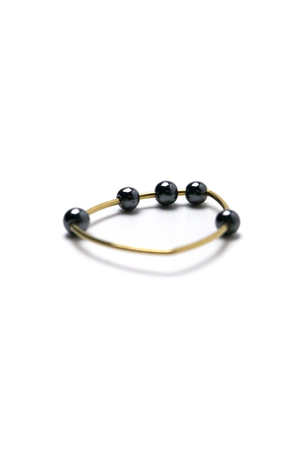 トライアングルリング / Triangle Ring with Hematite