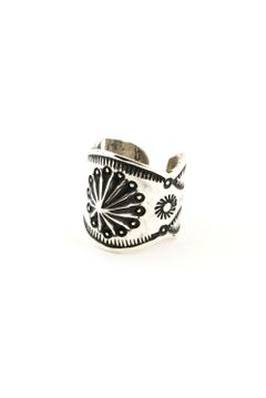 【お取り寄せ可能 / RUDO Accessory vol.3掲載】ハンドスタンプリング / HAND STAMPED RING