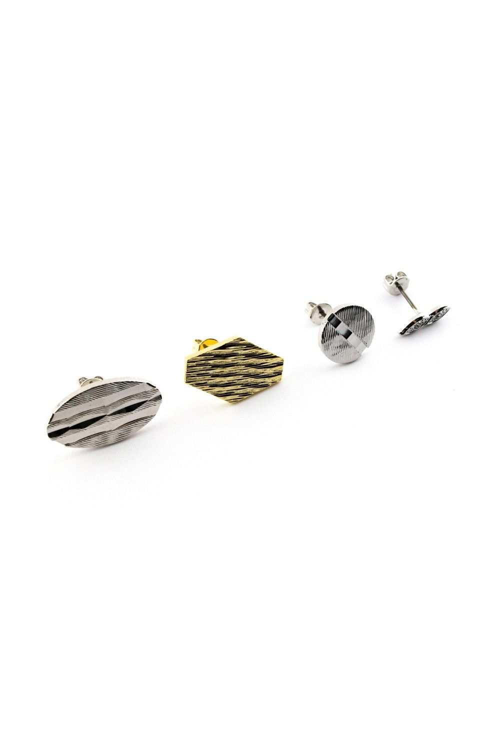 ミックススタッズ珈琲タグピアス / mixed studs on coffee stained tags E157