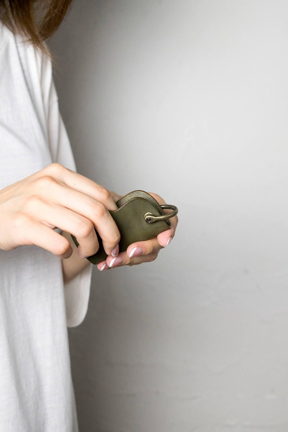 ボタンフックキーケース S [カーキ] / Button Hook Key Case [KHAKI]