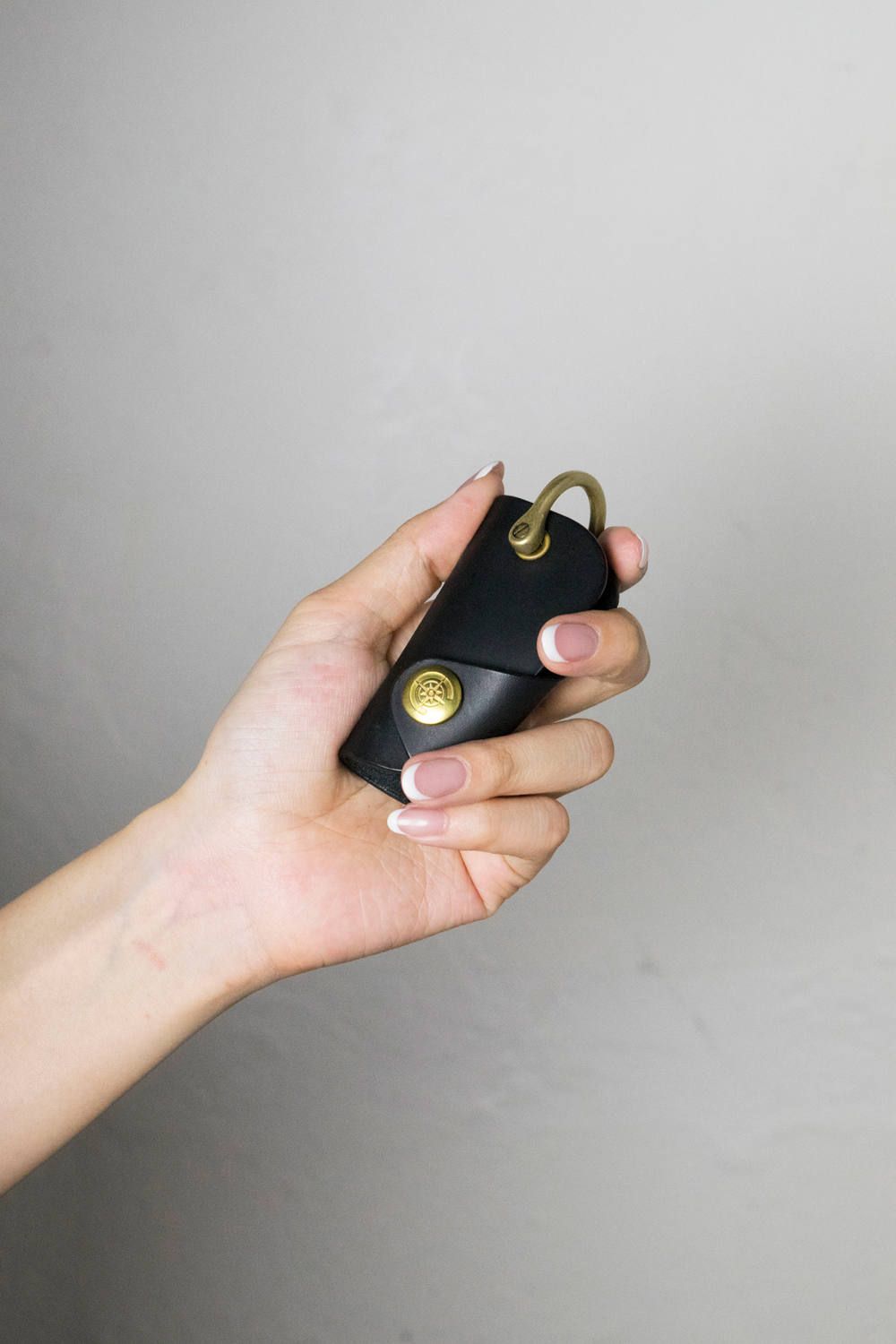 ボタンフックキーケース S [ブラック] / Button Hook Key Case [BLACK]