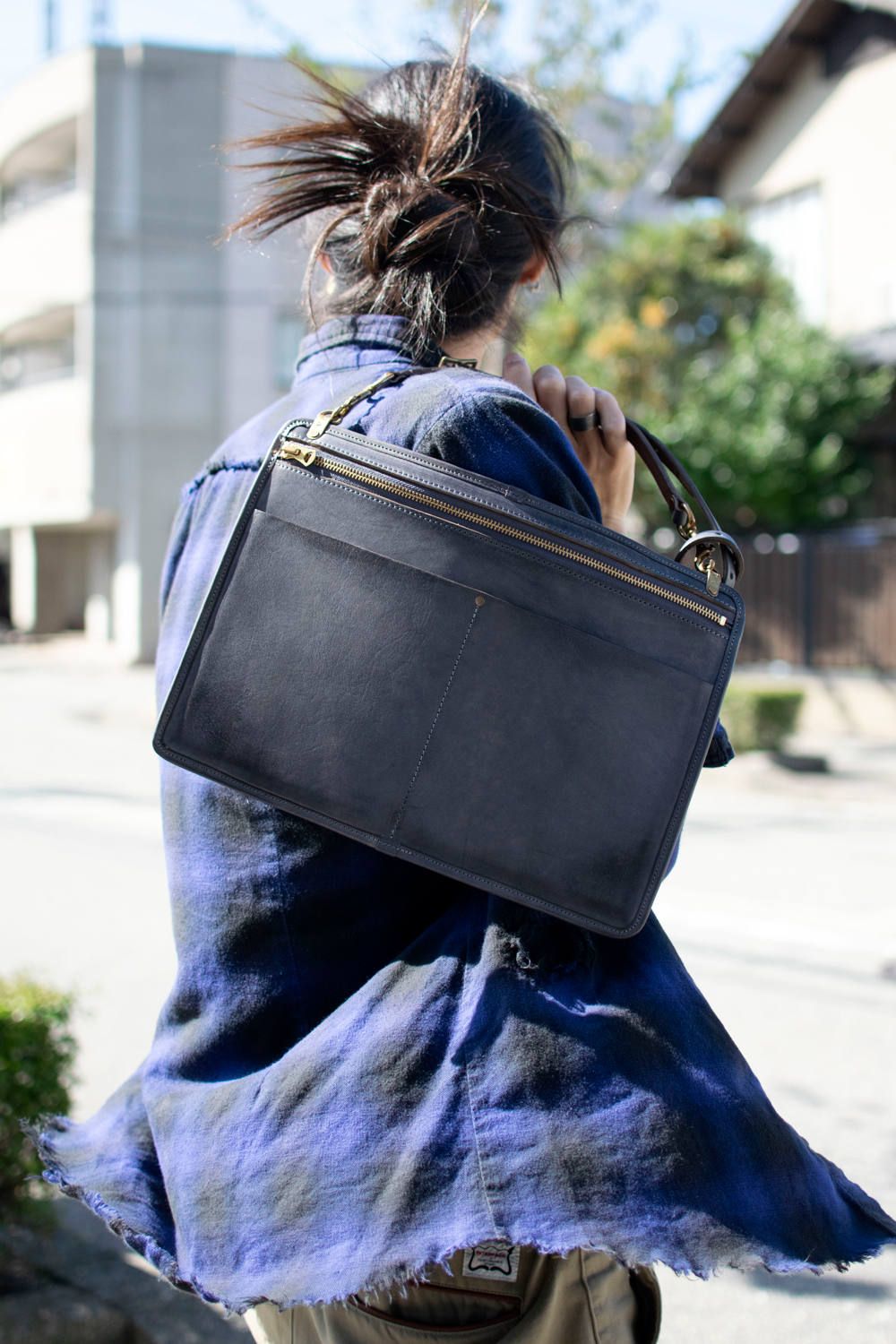 レザー3ウェイサコッシュ [グレー] / LEATHER 3WAY SAKOSSHU [GREY]