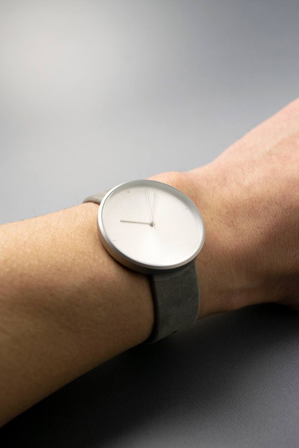 LIGHT MIST - GREY NUBUCK [38mm]