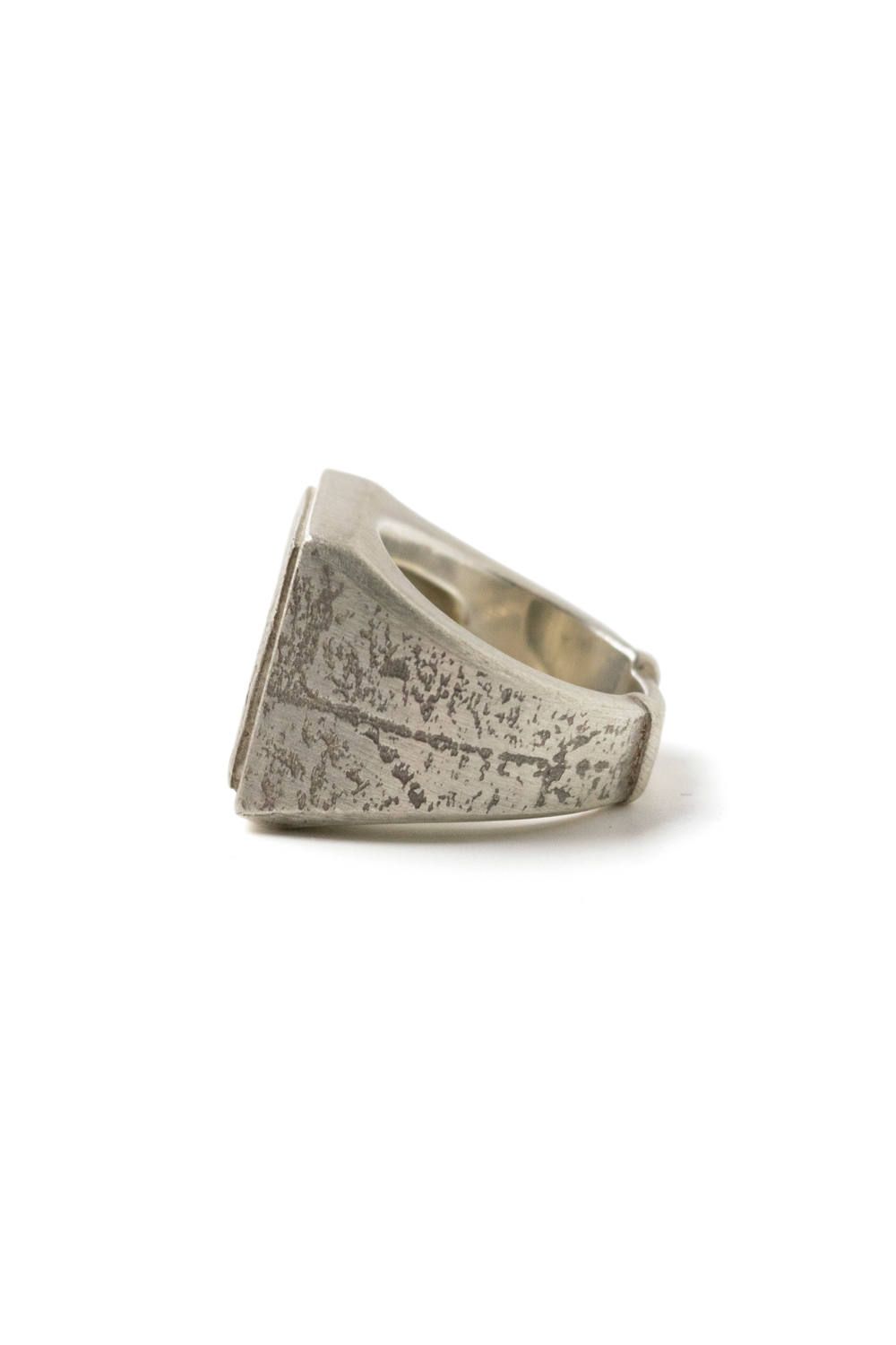 wall crack ring・stamp [plane] / 印台 [ホワイト]