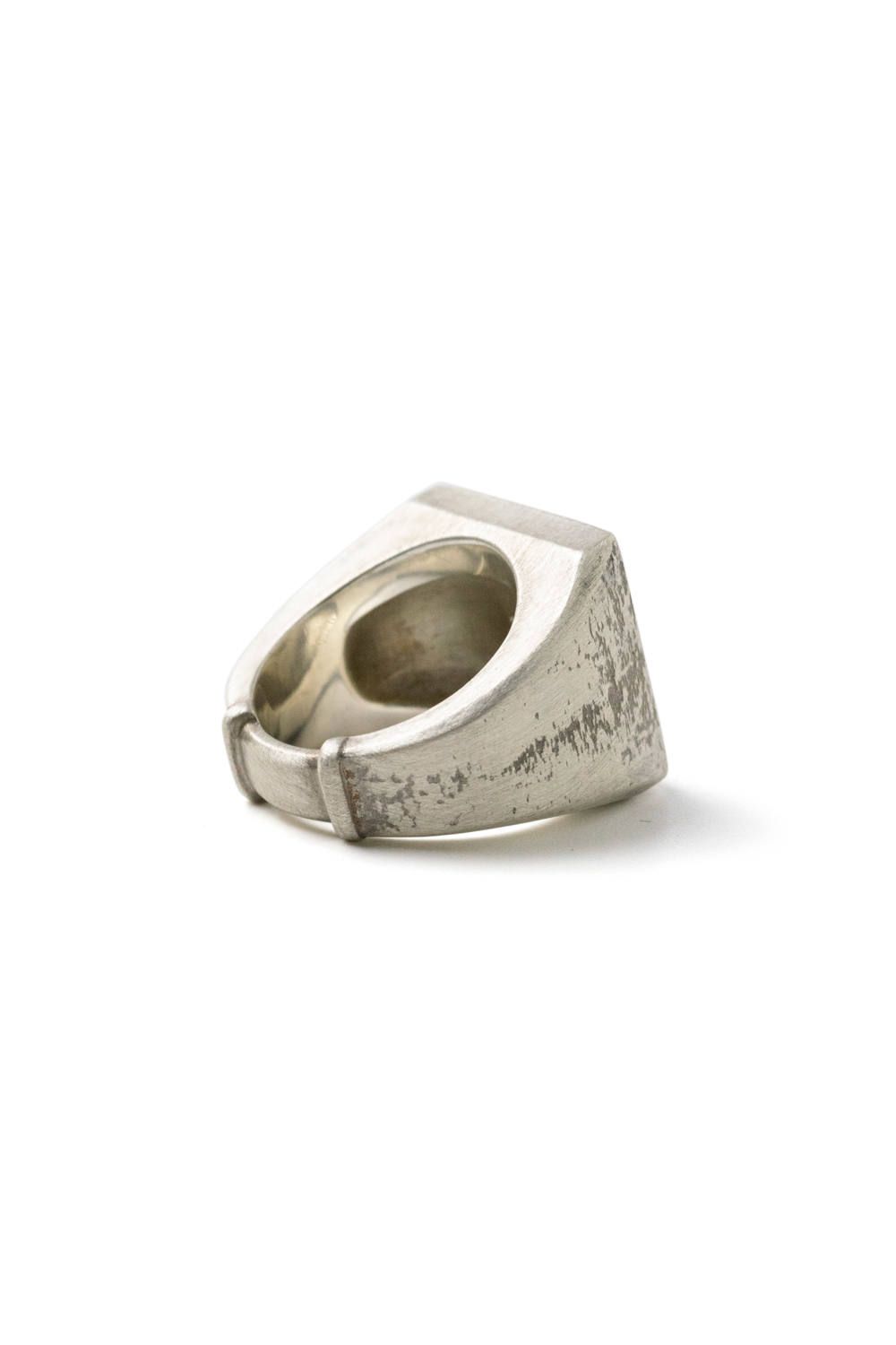 wall crack ring・stamp [plane] / 印台 [ホワイト]