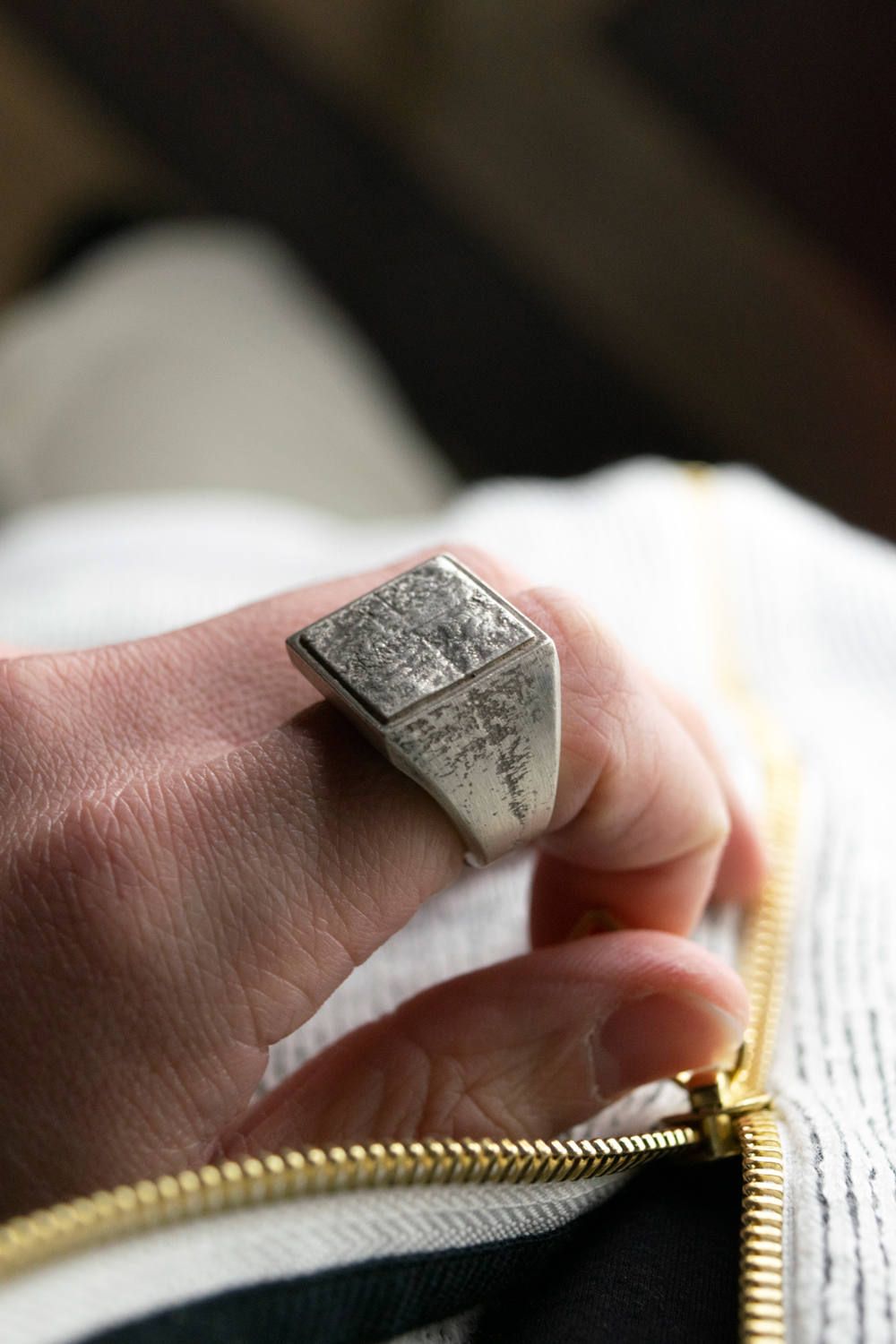 wall crack ring・stamp [black] / 印台 [ブラック]