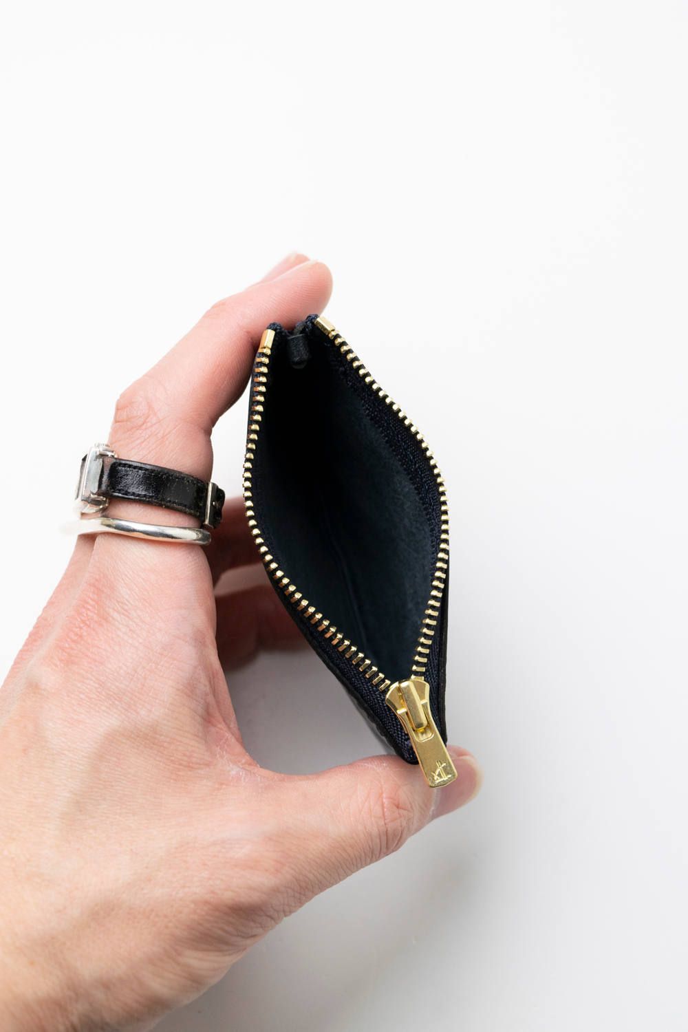 レザーネイバルジップケース [ネイビー] / LEATHER NAVAL ZIP CASE [MARINE]