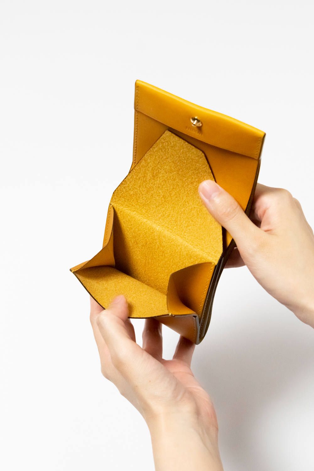 LERAY BF - Short wallet [YELLOW] / ルレイビーエフ - 二つ折り財布 [イエロー]