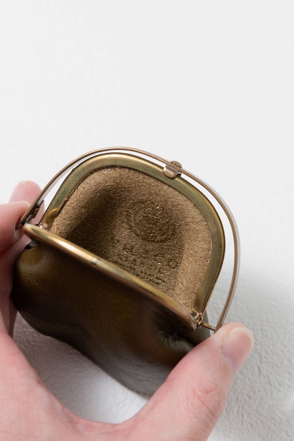 レザーボヤージュワンタッチコインケース [オリーブ] / LEATHER VOYAGE ONE TOUCH COIN PURSE [VERDE]