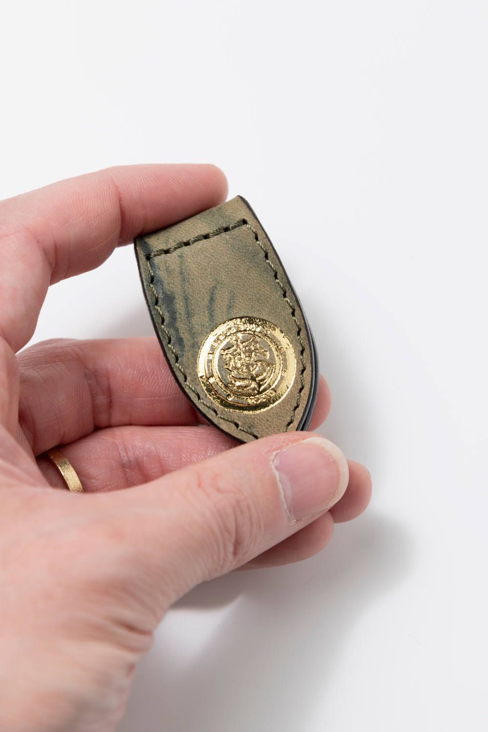 シェルコードバンマネークリップ [バックスキンブラック] / LEATHER GARRISON MONEY CLIP [BACKSKIN-BLACK]