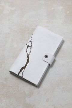 【1点もの】手帳型iPhoneケース11用 [レーザークラック] / i11-LC
