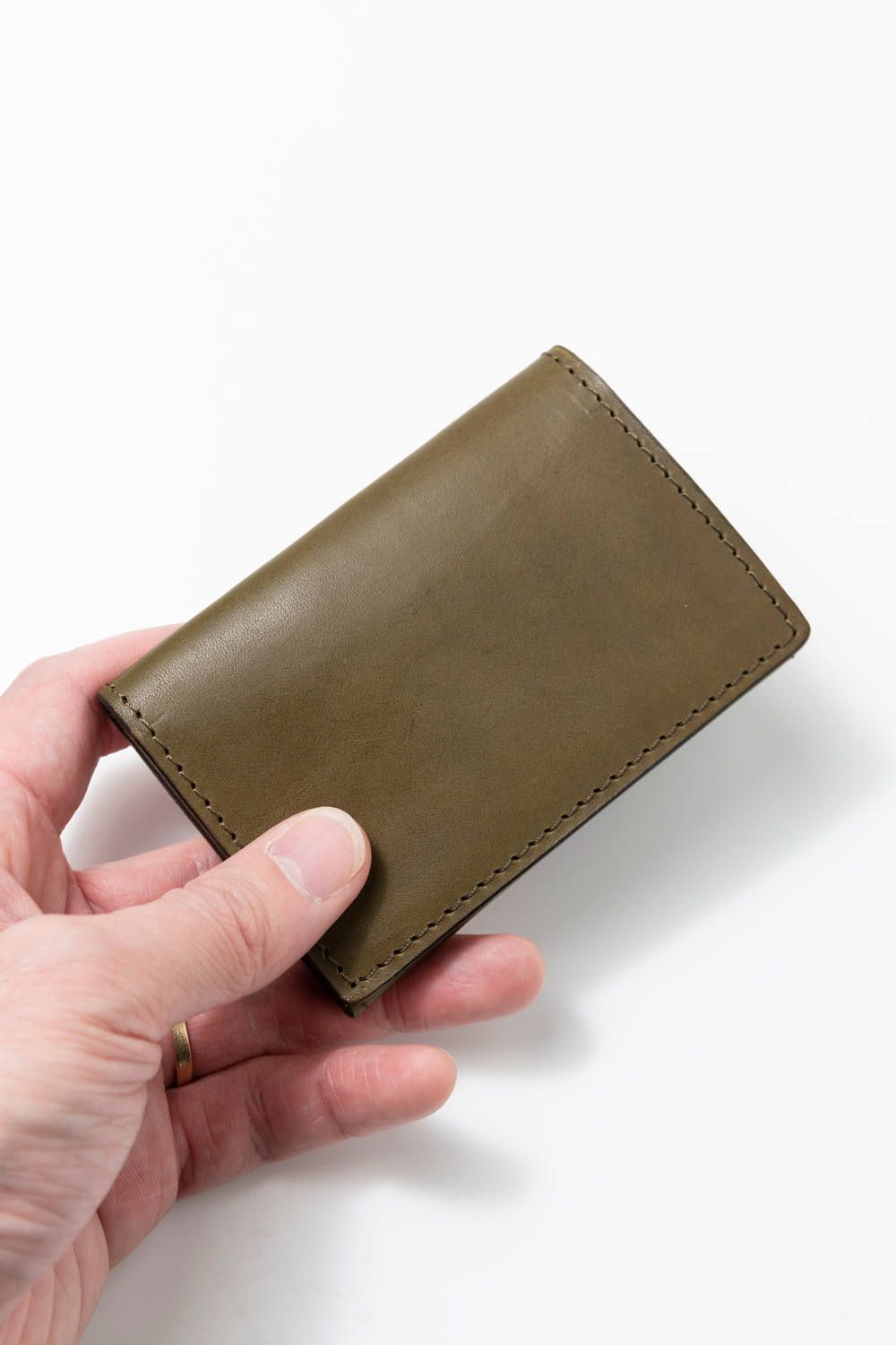 レザーカードケース [オリーブ] / LEATHER CARD CASE [VERDE]