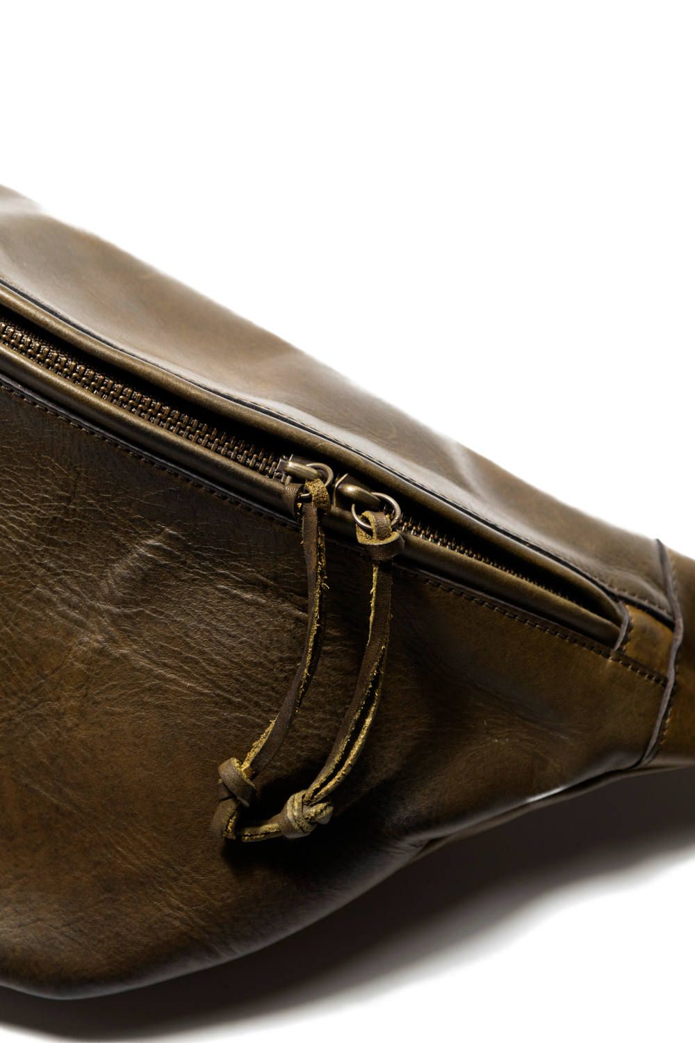 【25SS予約受付中｜12/17まで】レザーウエストバッグ [オリーブ] / LEATHER WAIST BAG [OLIVE]
