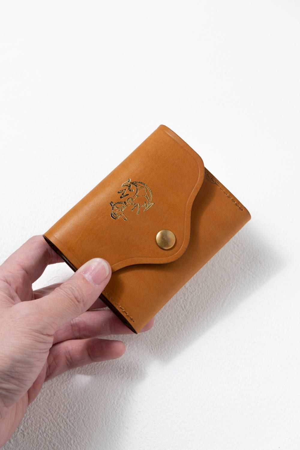 【25SS予約受付中｜12/17まで】レザーネイバルポケットウォレット [キャメル] / LEATHER NAVAL POCKET WALLET [MEAL]