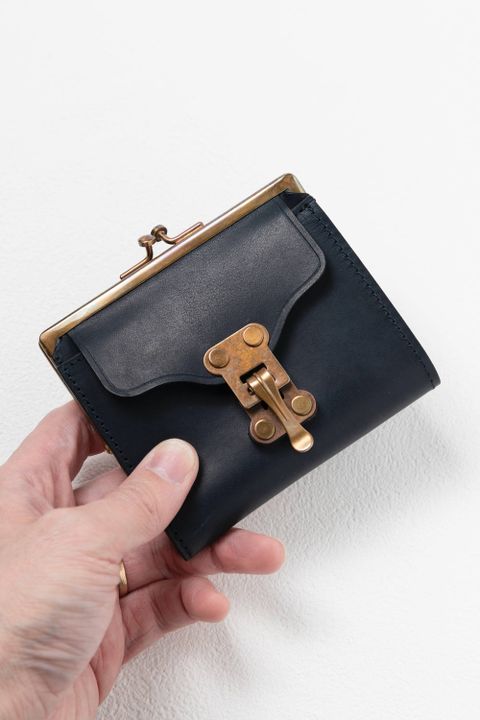 LEATHER VOYAGE PURSE WALLET [MARINE] | パースウォレット (二つ折り・がま口) / ネイビー