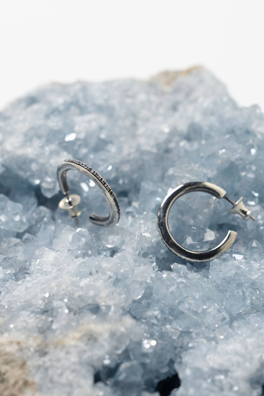 【お取り寄せ可能】thin rain press pierce (SV) / スィンレインピアス [HRA060OX]