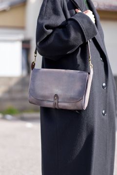 【25SS予約受付中｜12/17まで】レザー3WAYクラッチバッグ [グレー] / LEATHER 3WAY CLUTCH BAG [GRAY]