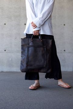 【25SS予約商品】レザーヘルメット2WAYバッグ [ブラック] / LEATHER HELMET 2WAY BAG [BLACK]