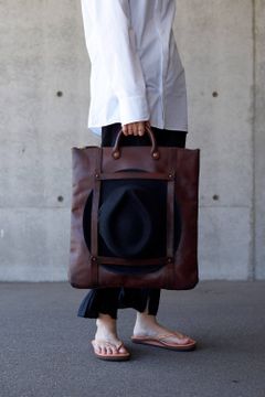 【25SS予約受付中｜12/17まで】LEATHER HELMET 2WAY BAG [BROWN] | トートバッグ / リュック (2Way) / ブラウン