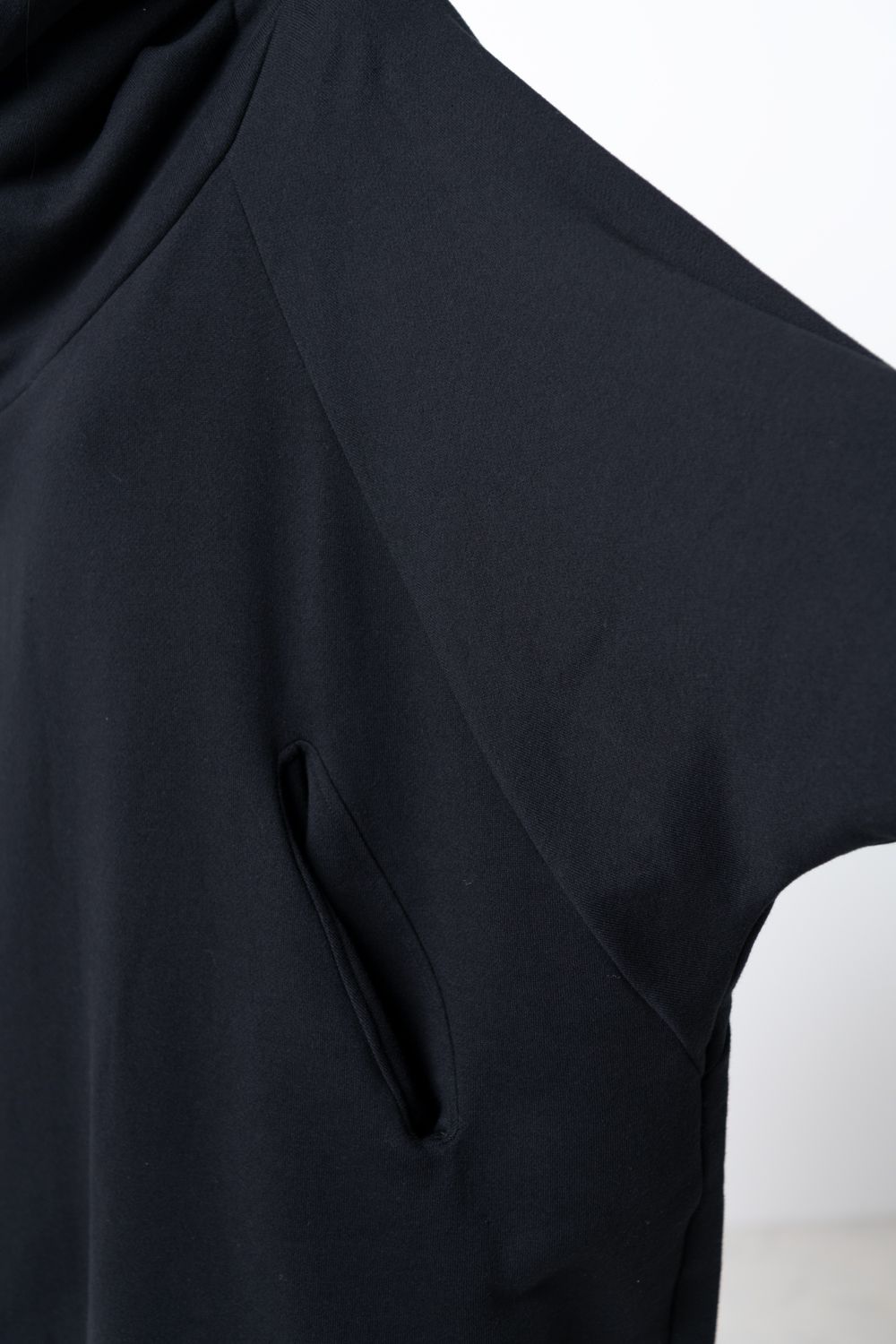 【23AW】pullover hoody [BLACK] - プルオーバーフーディ [ブラック] / vuy-a23-k05