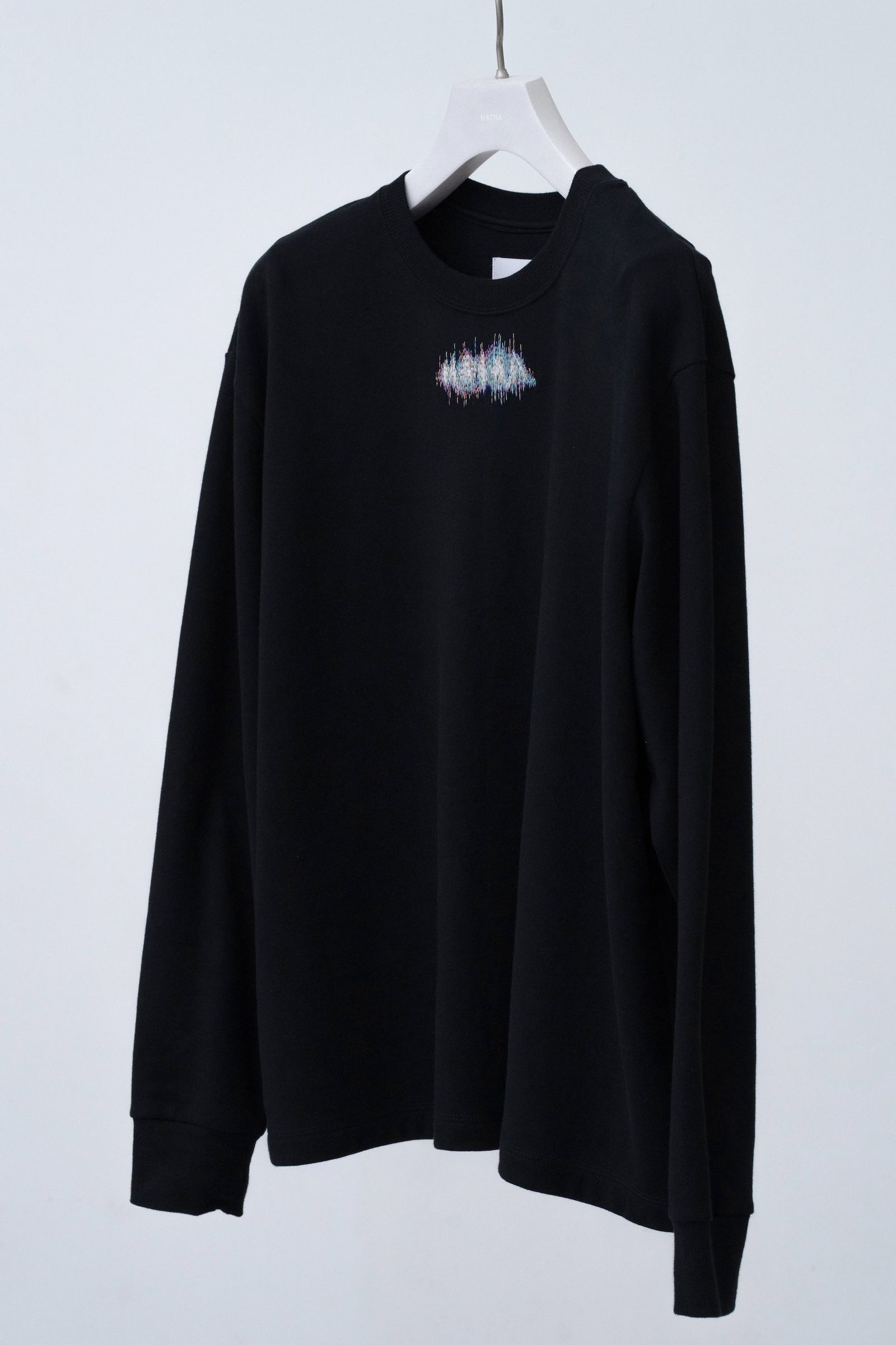 Winker Embroidery Sweat Shirt [black]