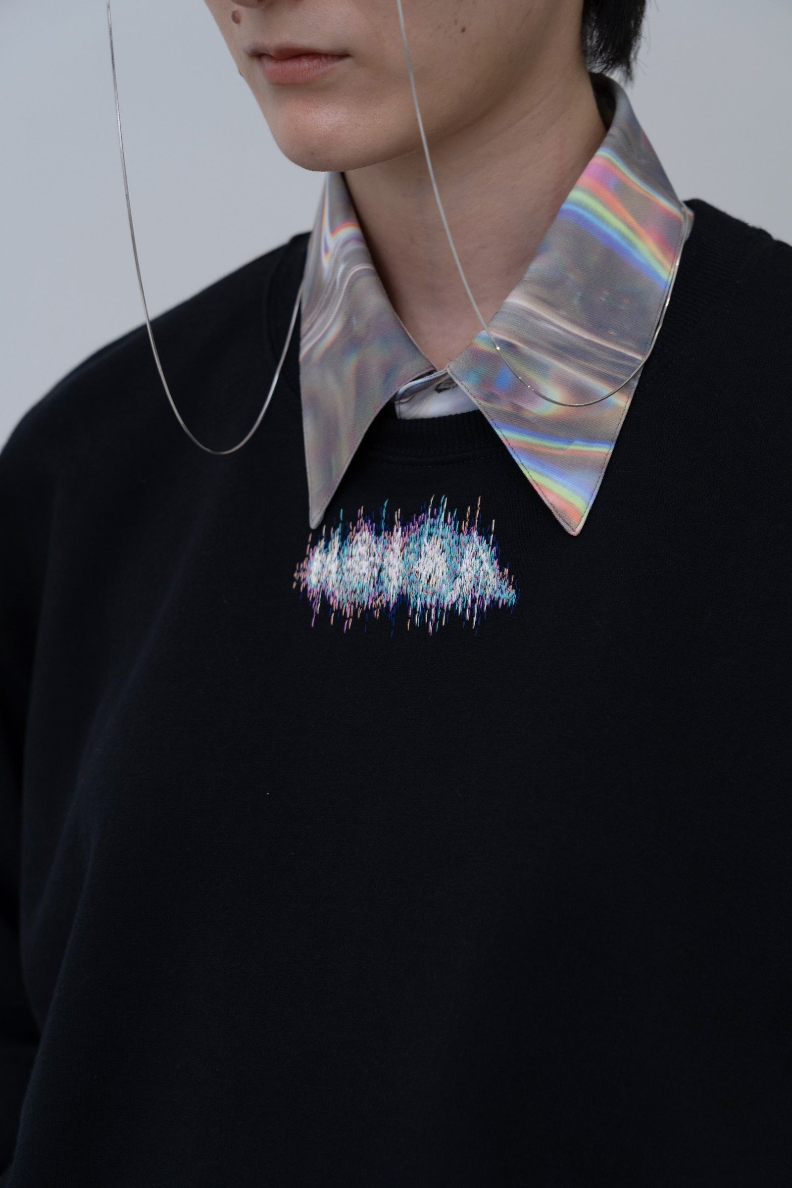 Winker Embroidery Sweat Shirt [black]