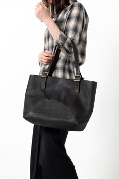 LEATHER TRAVEL TOTE BAG - MEDIUM [BLACK] | トラベル トートバッグ (ミディアム) / ブラック