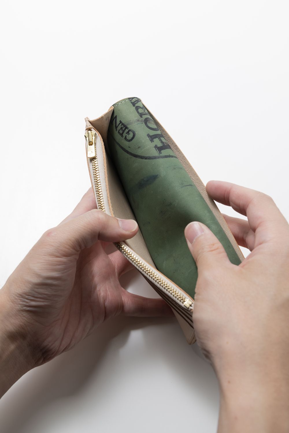 【25SS予約商品】シェルコードバンロングウォレット [ネイビー] / LEATHER GARRISON LONG WALLET [NAVY]