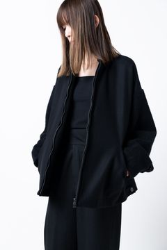 【23AW】stand collar blouson [BLACK] - スタンドカラーブルゾン [ブラック] / vu-a23-b18