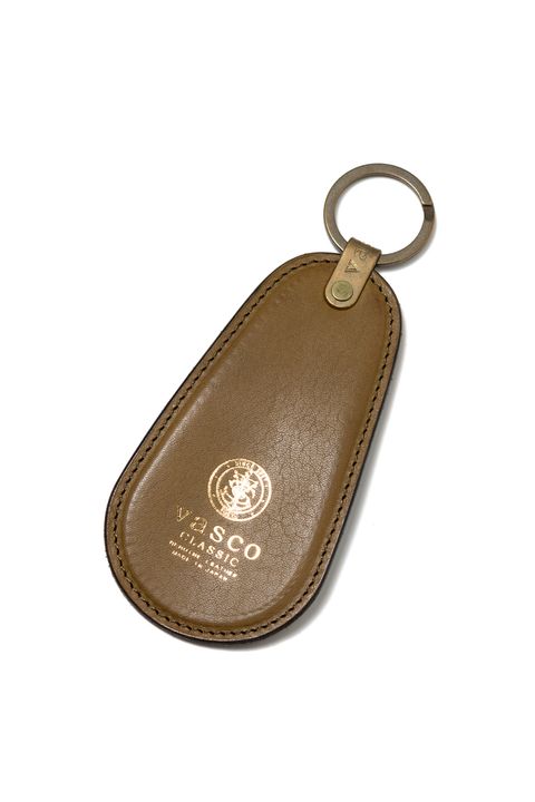 LEATHER VOYAGE SHOE HORN [VERDE] | シューホーン / オリーブ