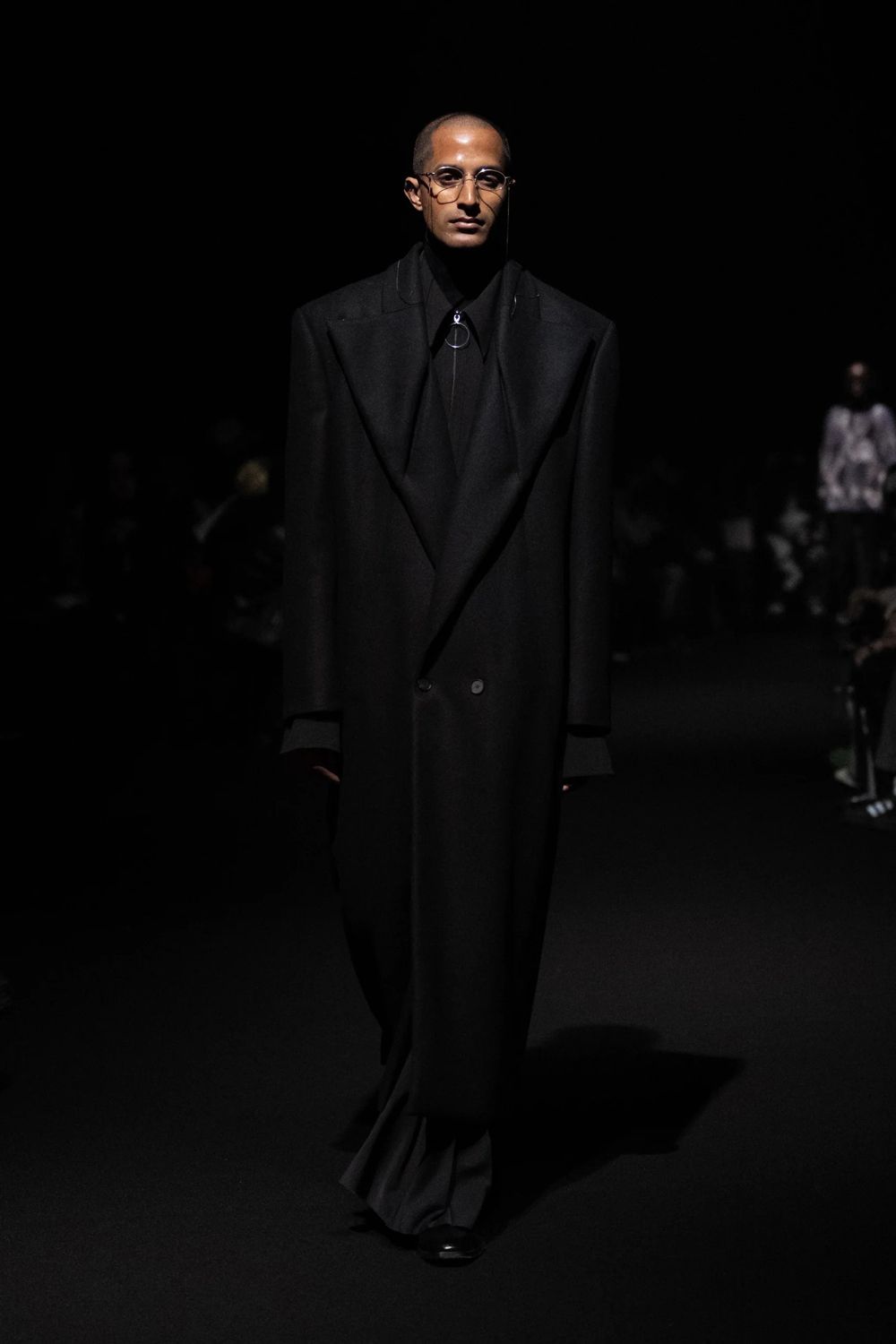 【アーカイブ展 / 1.18まで】O Blouse [black] - Oブラウス [ブラック] / FW25SH02