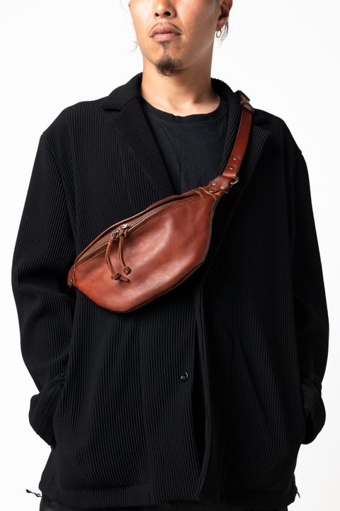 【ラスト1点 / 26SS】LEATHER WAIST BAG - SMALL [CAMEL] | ウエストバッグ - スモール / キャメル