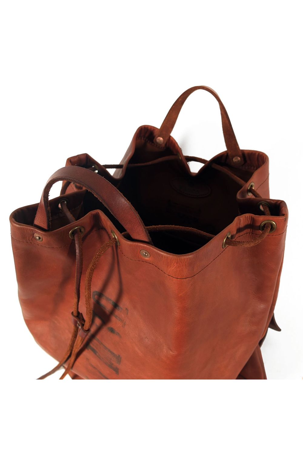 【25SS予約受付中｜12/17まで】LEATHER MAIL PURSE BAG - LARGE | 巾着バッグ (ラージ)