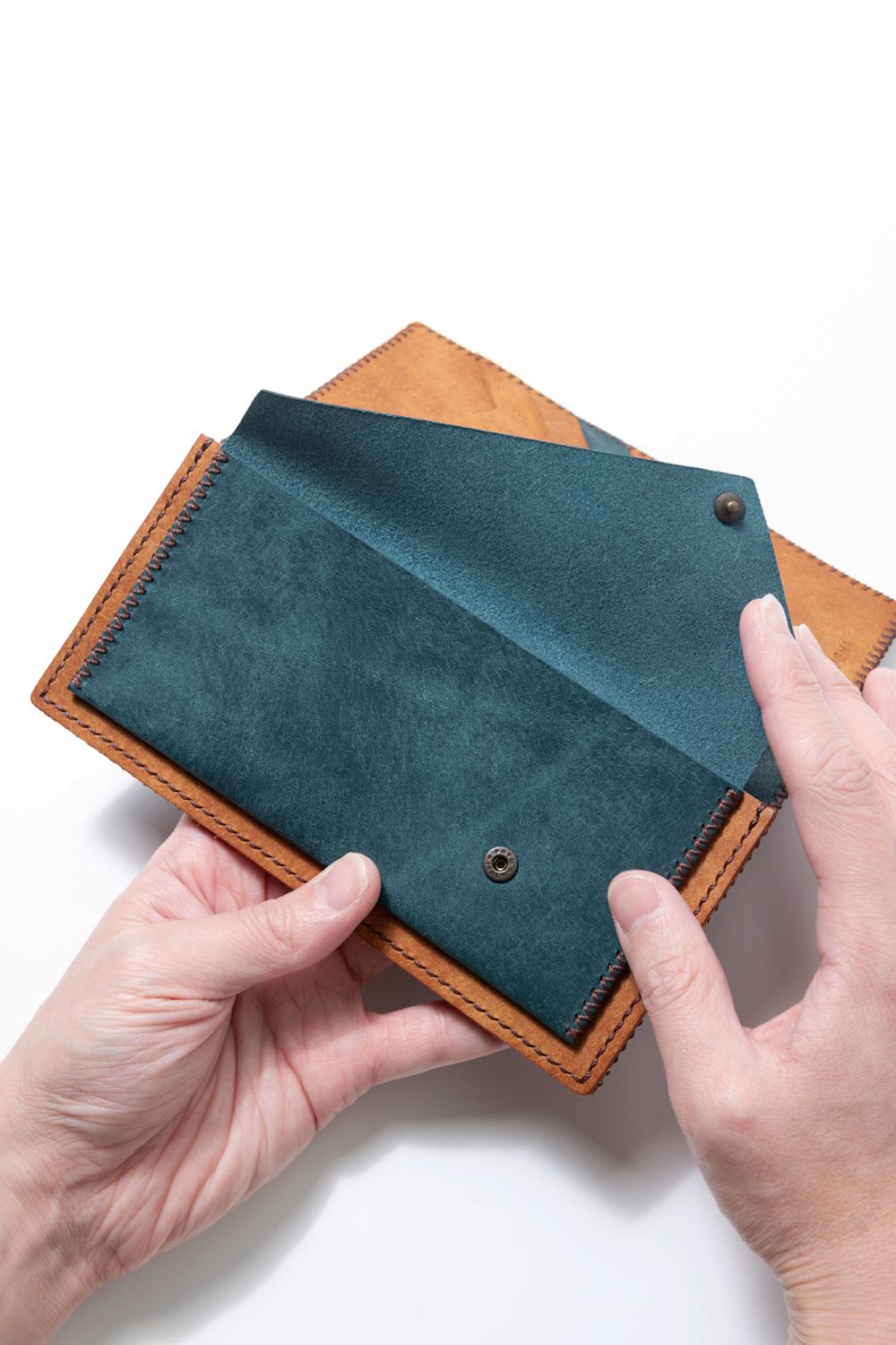 【1点のみ / 限定カラー】長財布 (コインあり) [ブルー × キャメル] / Long Wallet II [BLUE × CAMEL]