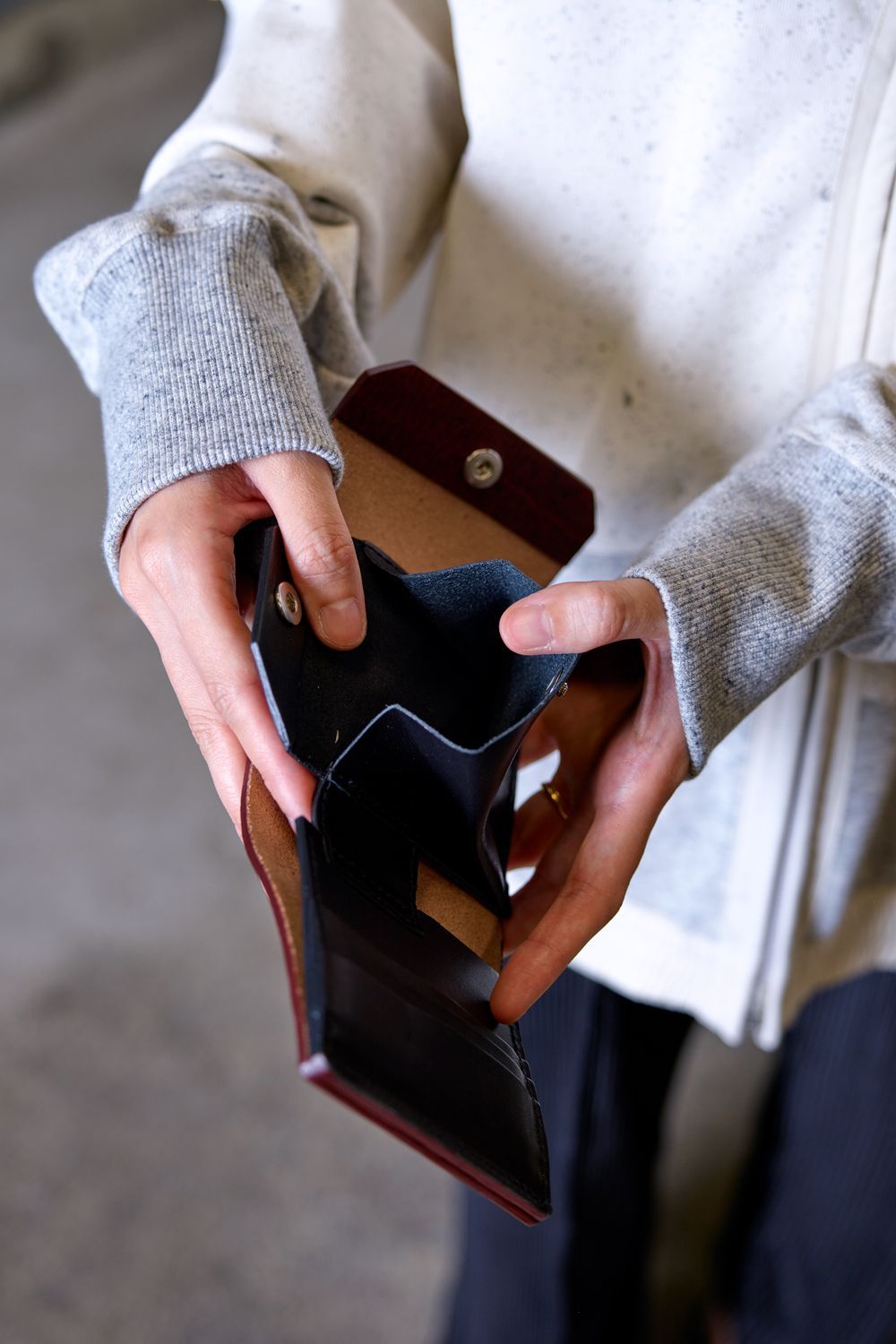 WORDING WALLET [BROWN] / ワーディングウォレット [ブラウン]