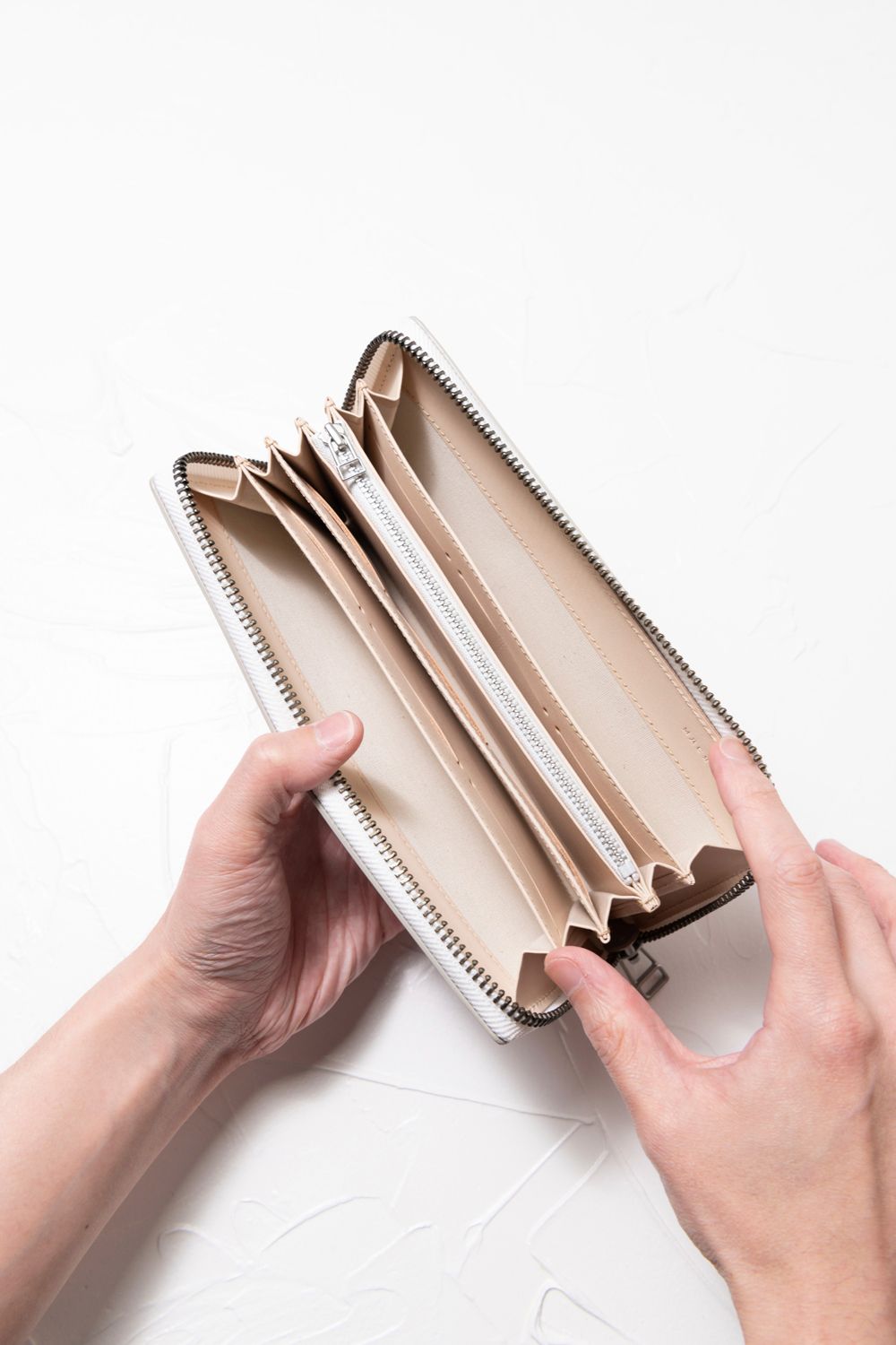 PAINT WALLET JUMBO [WHITE] / ペイントウォレットジャンボ [ホワイト]