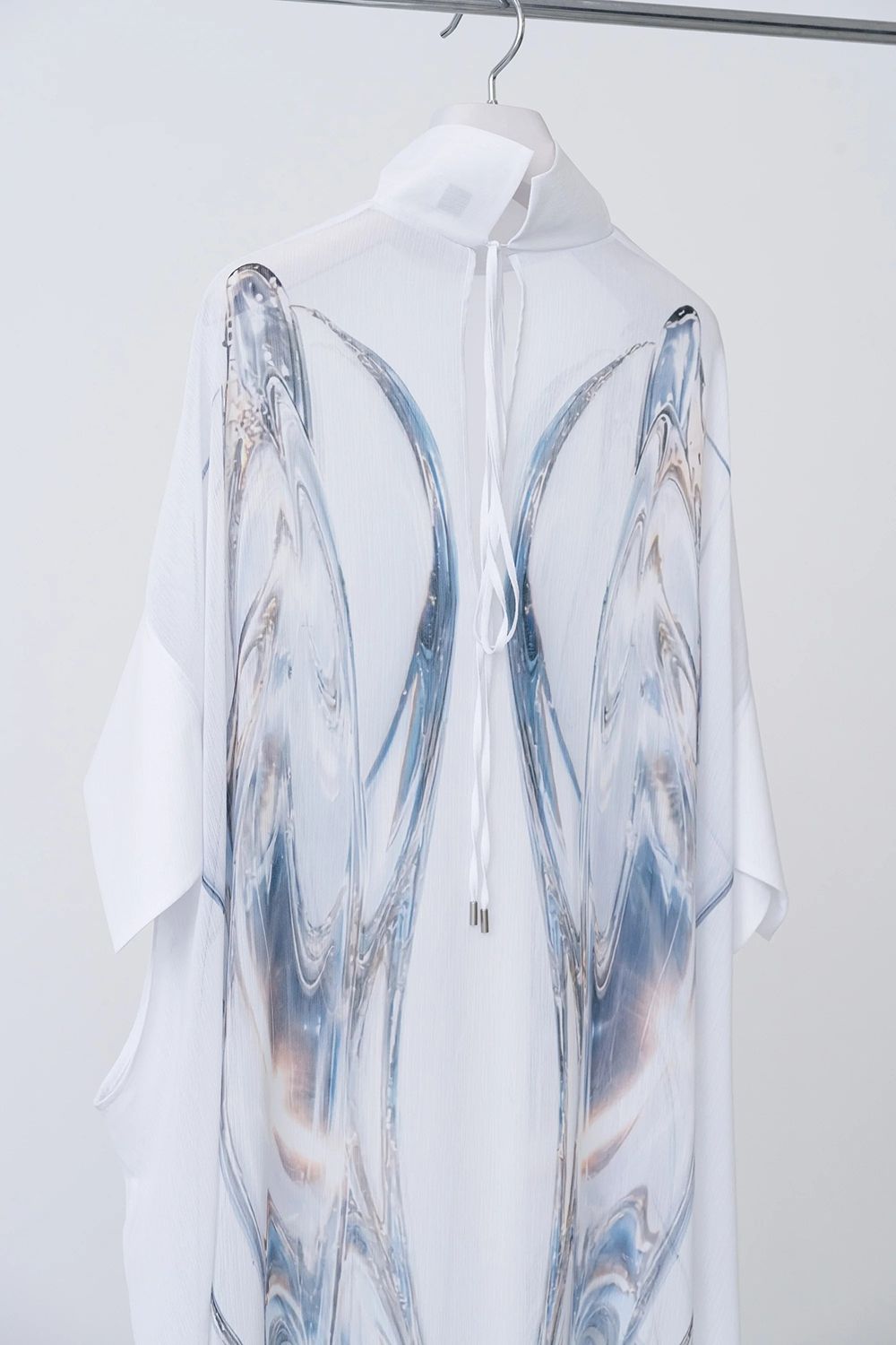 【26AW / 予約受付中】Sphere Sheer Robe [white] - スフィアシアーローブ [ホワイト] / FW26RO01