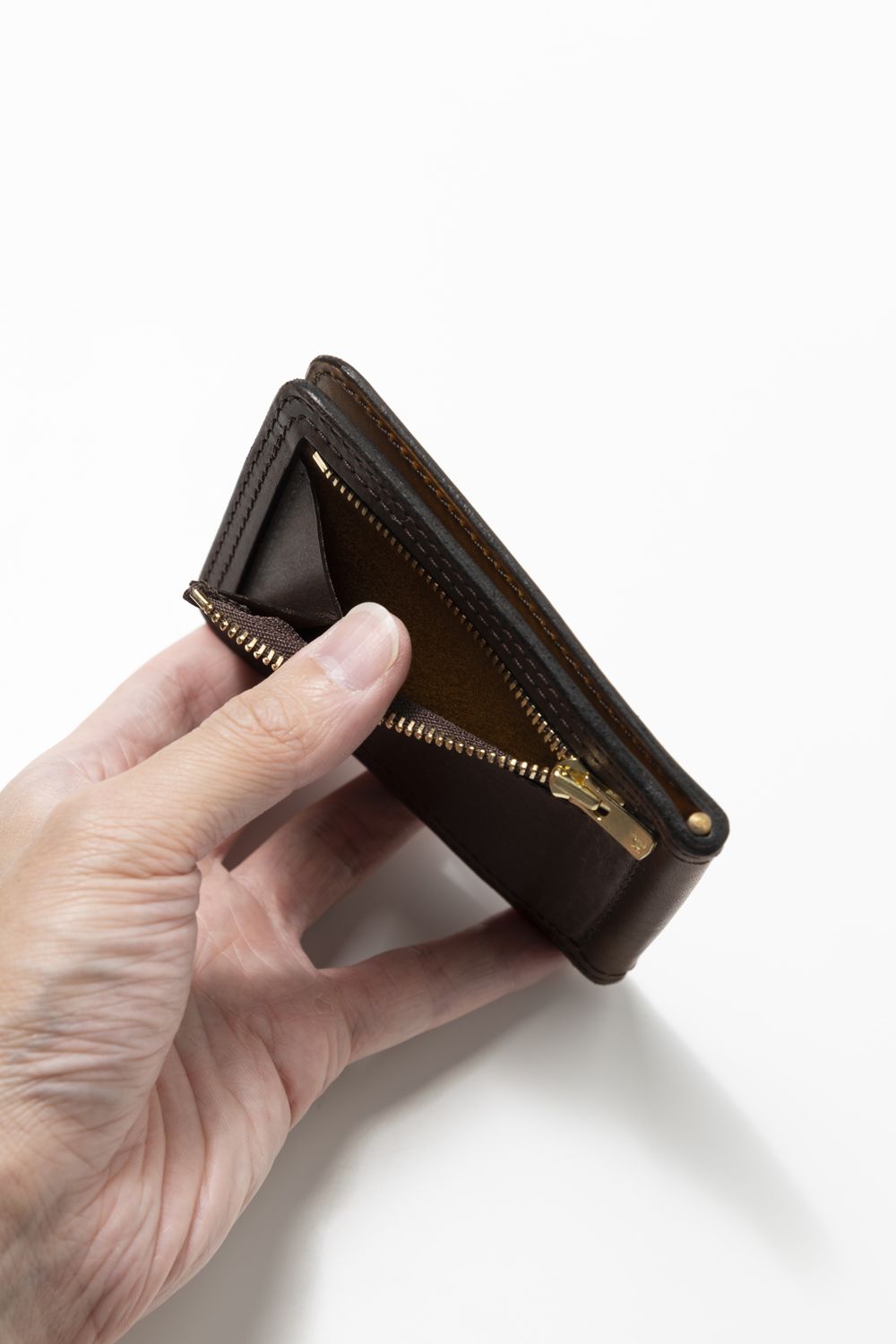 【ラスト1点 / 24AW】レザーボヤージュマネークリップ [オリーブ] / LEATHER VOYAGE MONEY CLIP [VERDE]