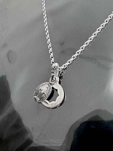 《受注生産》  MEDAL with CUT OUT FLOWER NECKLACE / メダイウィズカットアウトフラワーネックレス【注文から約1カ月入荷】