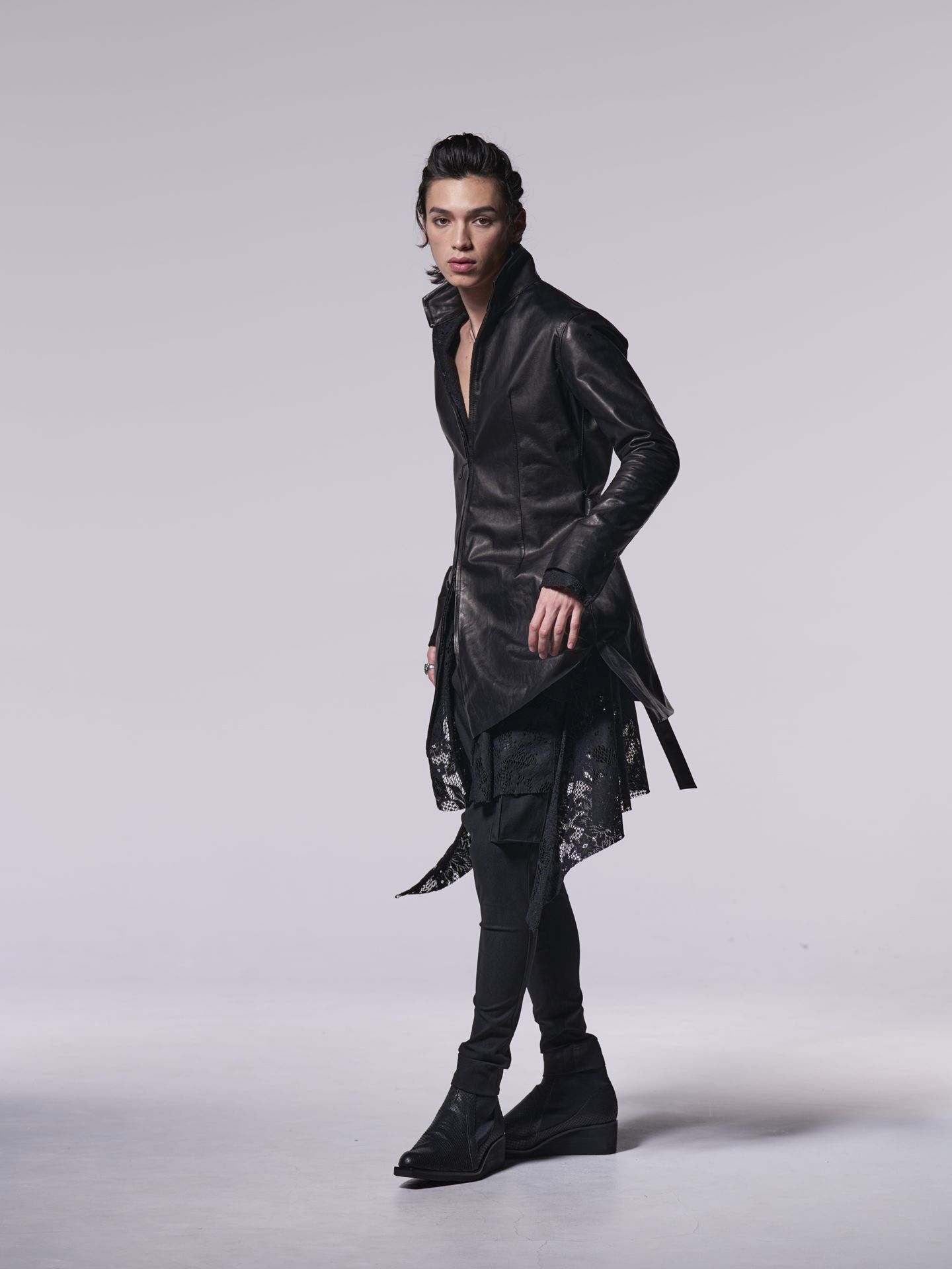 《予約品》 StandCollarLeatherFlareShirt / レザーフレアシャツ / ブラック