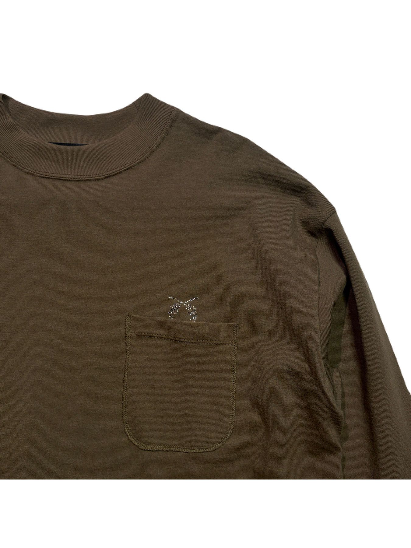 【予約品 3月9日(月) 18:00 締切】POCKET L/S T CRY / クリスタルクロスガン ポケット ミドルハイネックロンT / カーキ