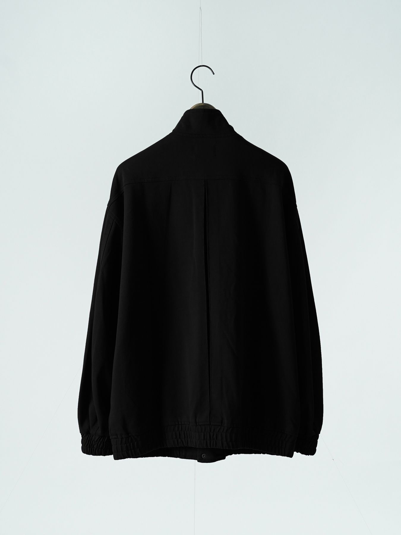 【予約品 5月6日(水) 締切】MOLD-SWEATJACKET / スタンドブルゾン / ブラック